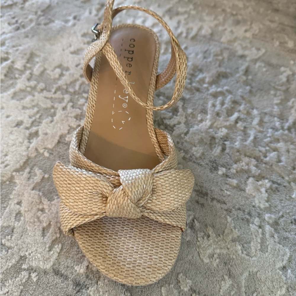Girls wedge sandals